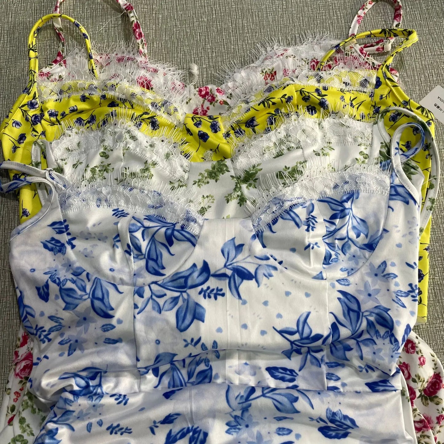 Blumen-Kurzkleid